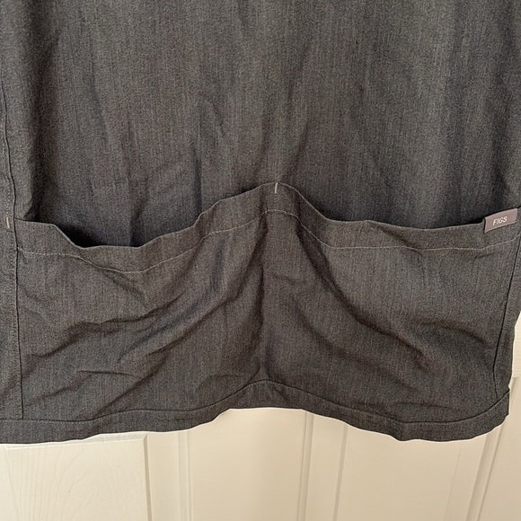 FIGS Rama Crew Scrub Top in Graphite Gray - Picture 3 of 5